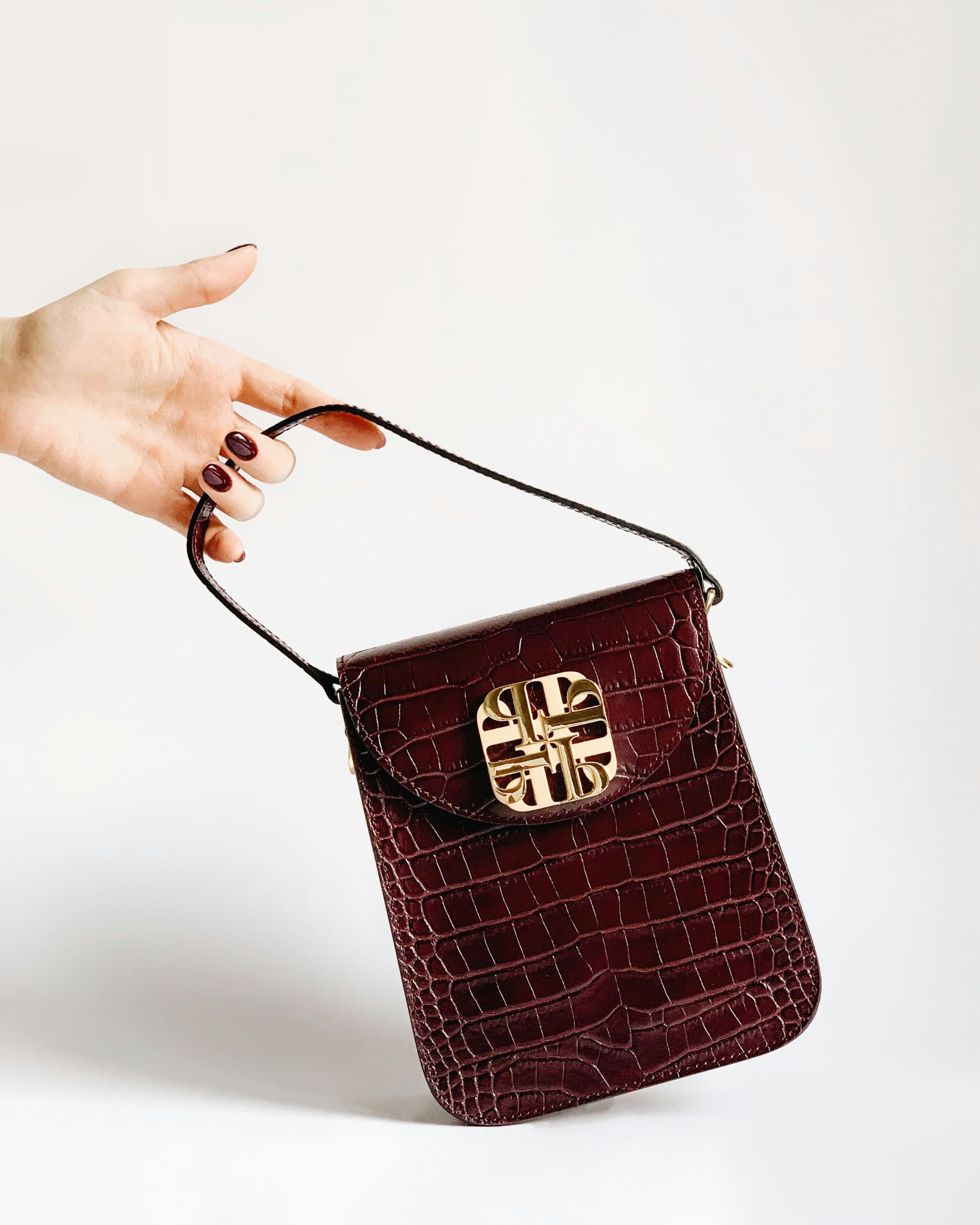 Best Burgundy, Oxblood & Red Designer Bags for Fall 2025: Vintage & Pre-Owned Finds